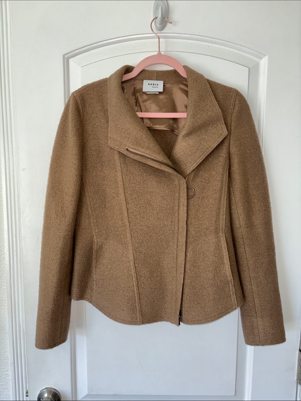 Akris Punto Camel/Tan Wool jacket 8